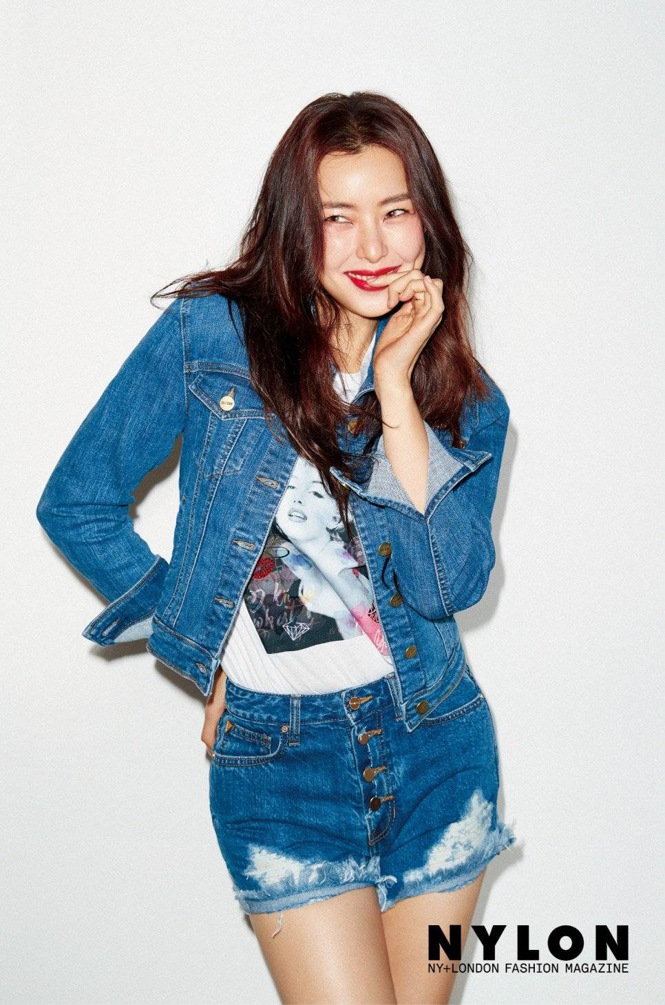 Lee Ha Nee Nylon Magazine GUESS March 2019